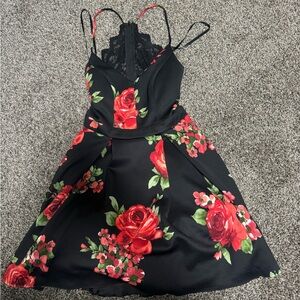 Floral dress size 0 with open laced back
